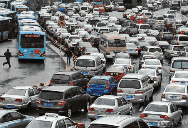 装修“放价”进行中，砸蛋好礼送不停！