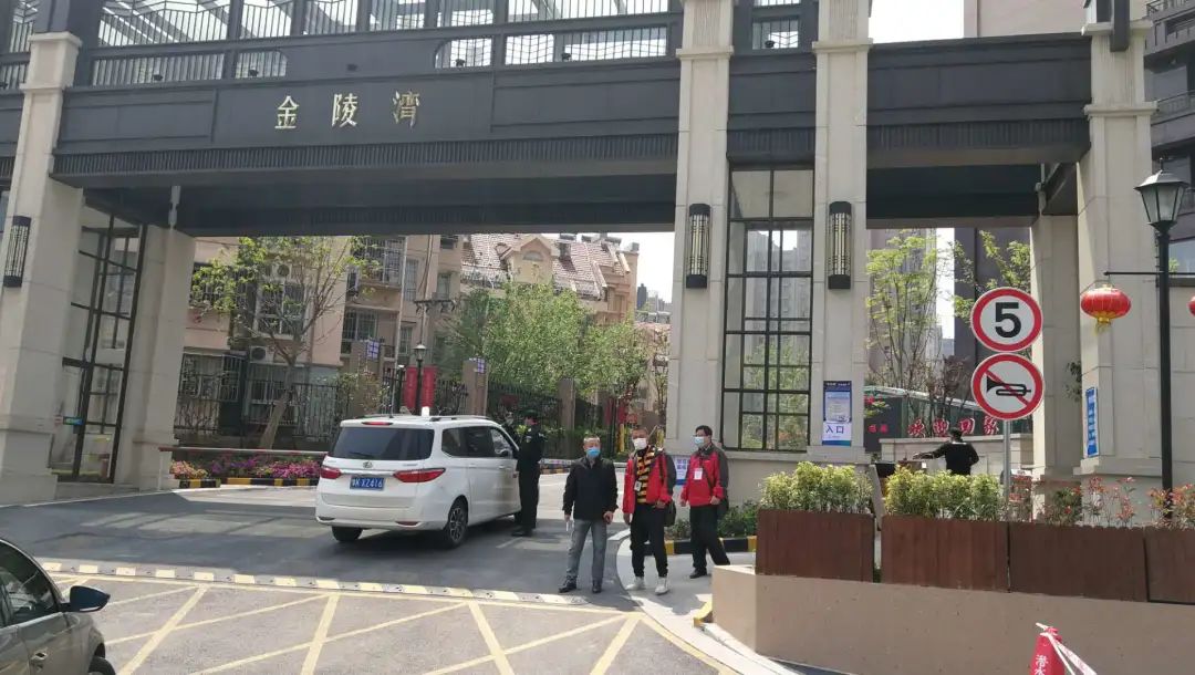 红牛巡检 | 董事长“老汪”视察工地，总经理带队检查工地！