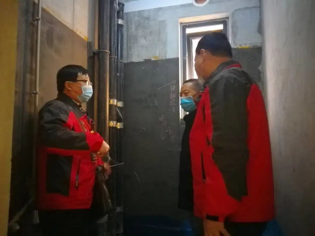 红牛巡检 | 董事长“老汪”视察工地，总经理带队检查工地！