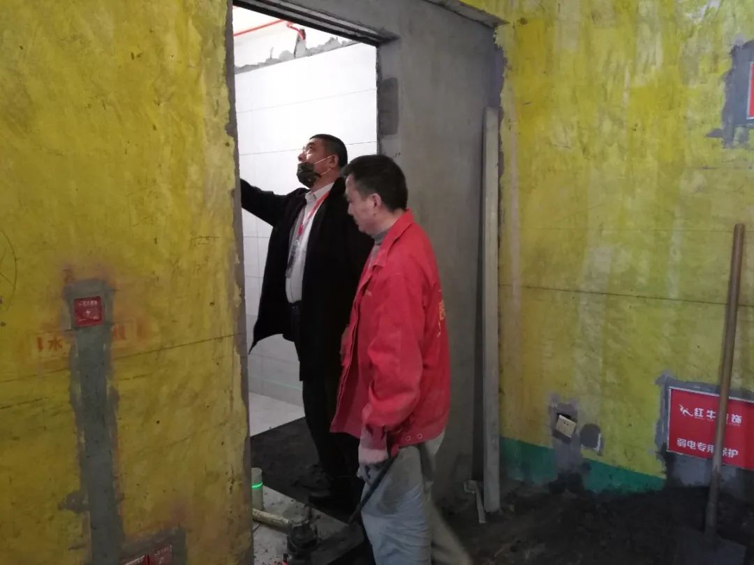 红牛巡检 | 董事长“老汪”视察工地，总经理带队检查工地！