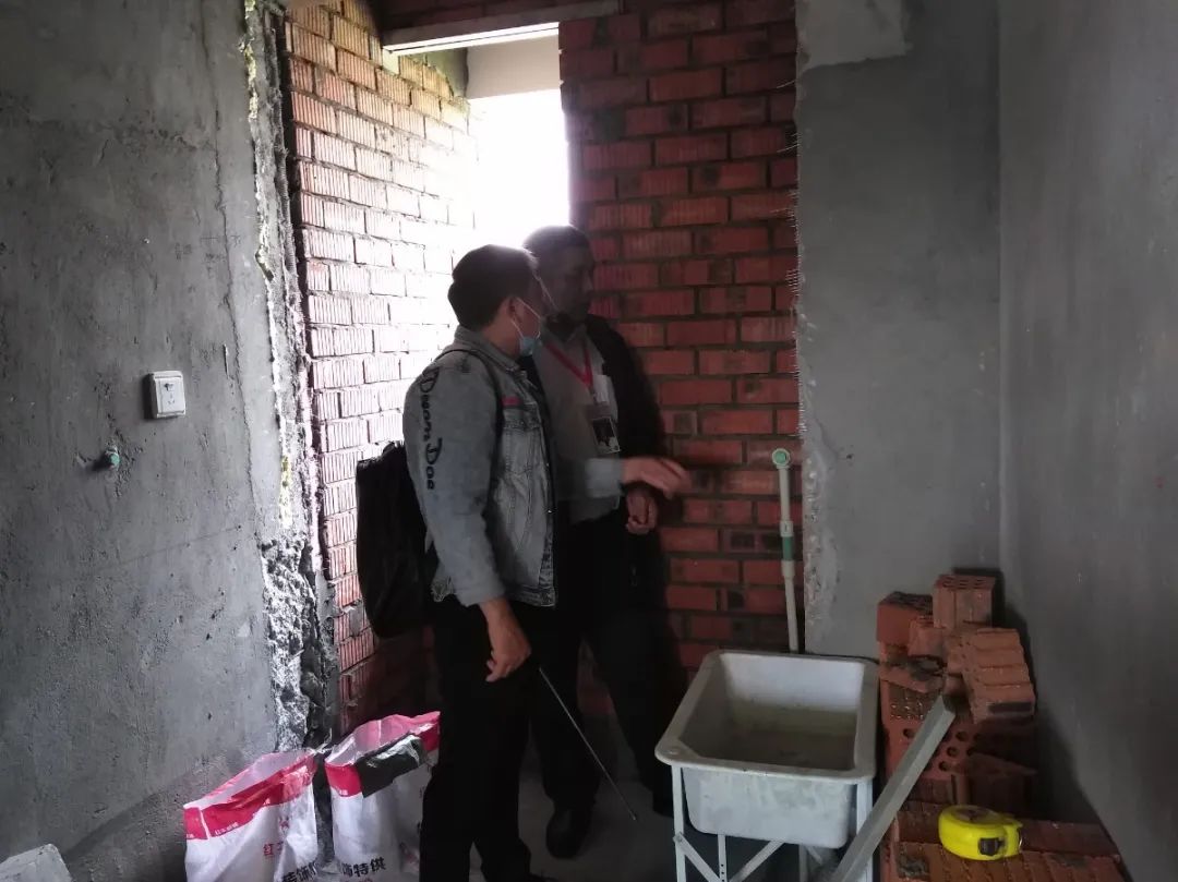 红牛巡检 | 董事长“老汪”视察工地，总经理带队检查工地！