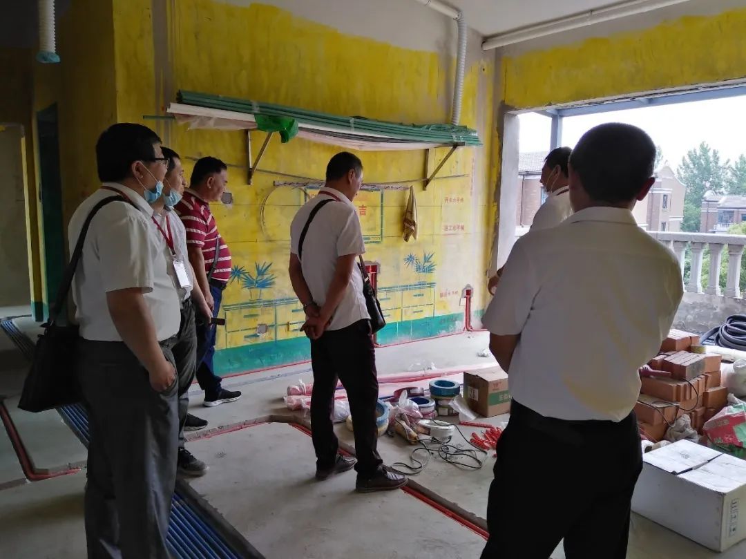 红牛巡检 | 开槽埋线，工地整洁美观！