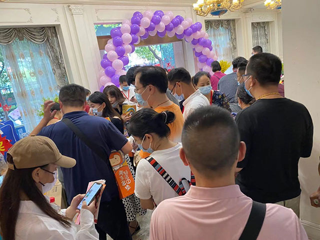 直击火爆现场！红牛装饰24周年庆火热进行中~