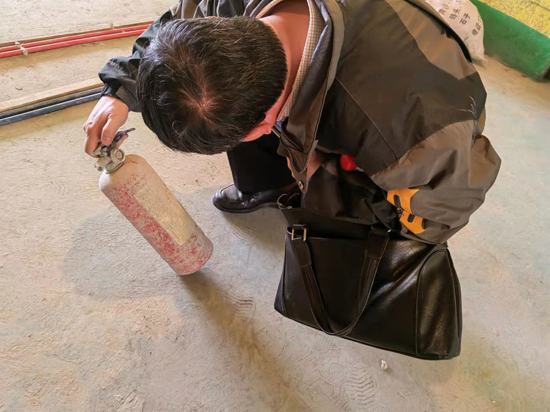 走过场？形式主义？不存在的！直击红牛装饰工地现场，您会看见……