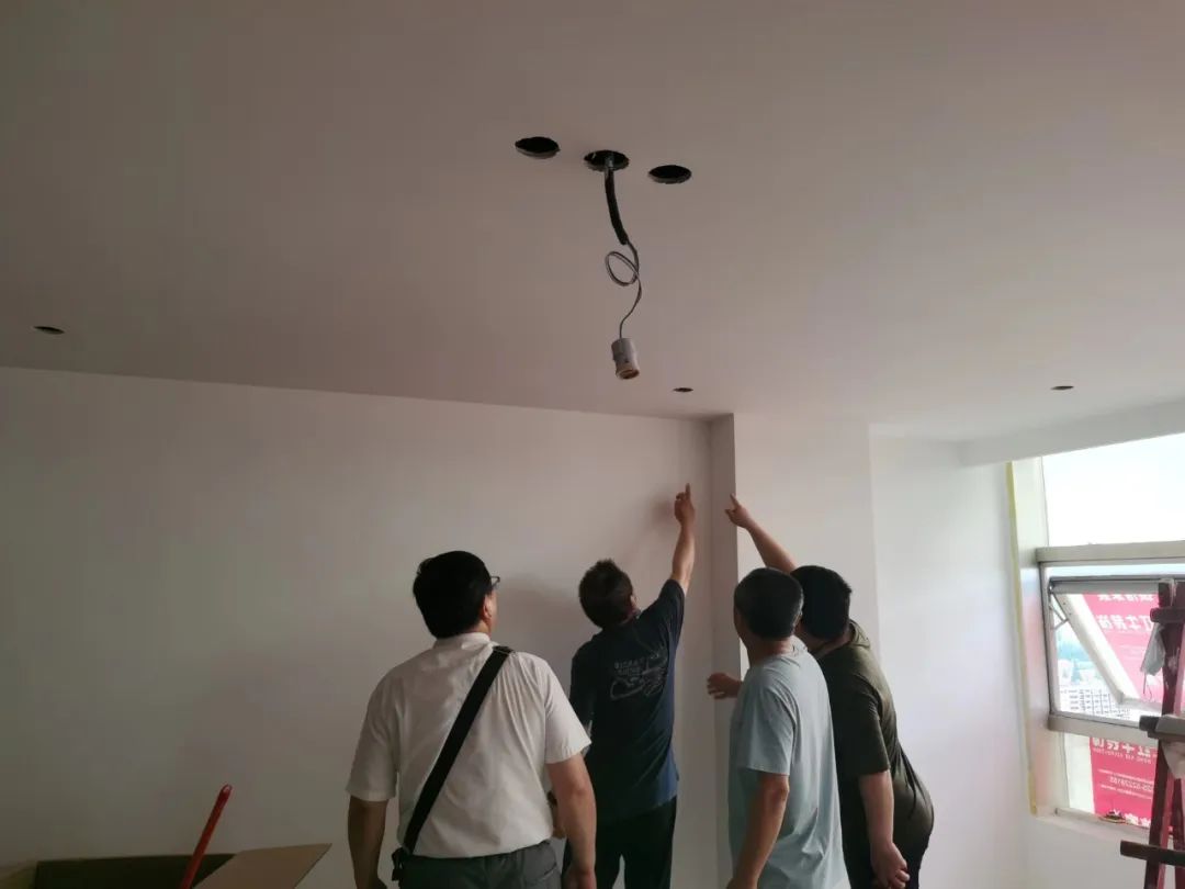 比起多变的天气，工地突击巡检才是最可怕的，但也最真实！