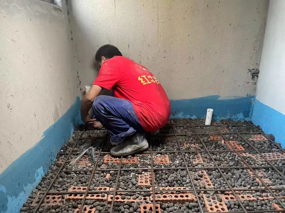 工地巡检｜烈日炎炎，巡检步履依旧，坚守工程质量！
