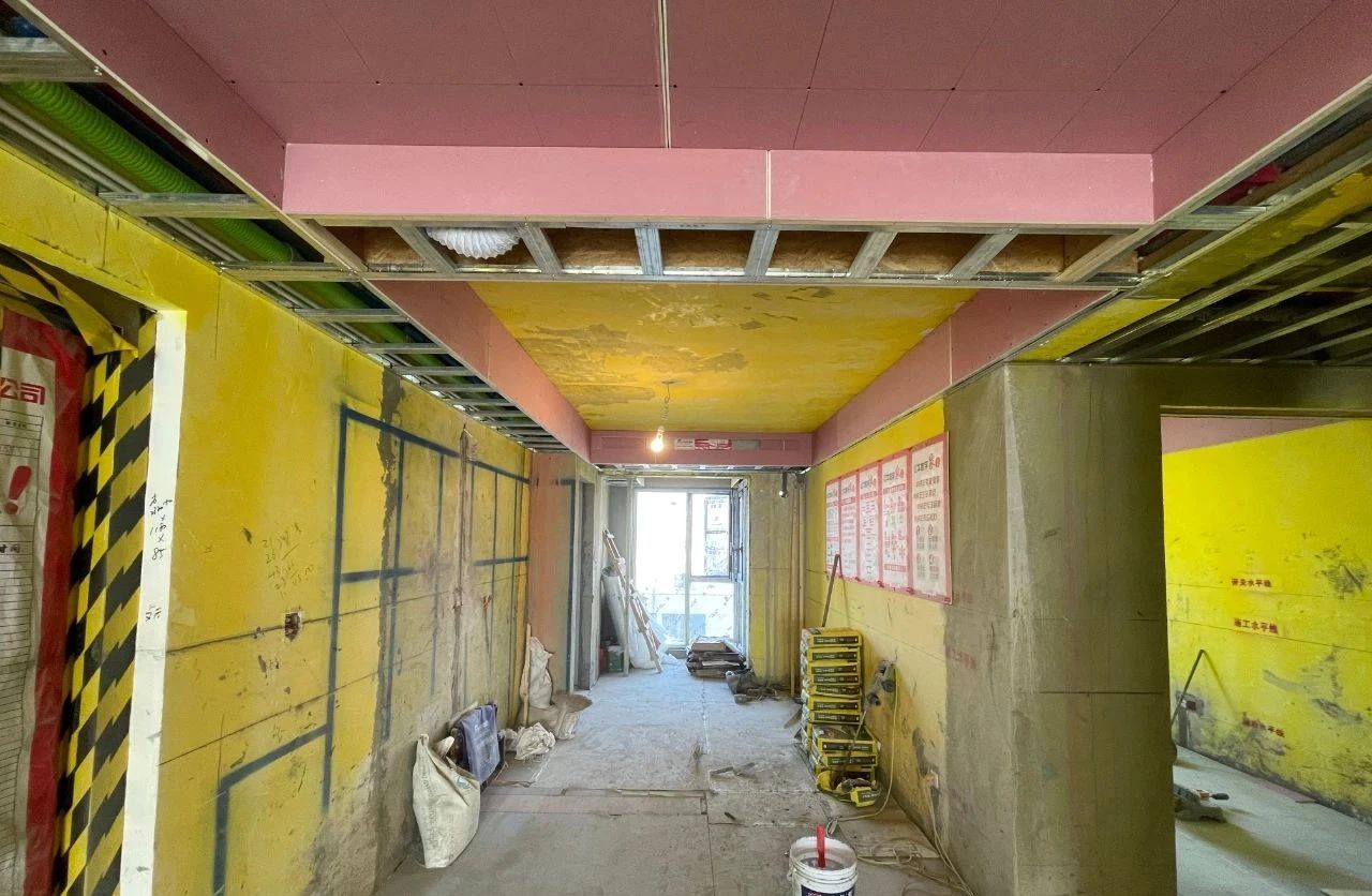 工地巡检｜红牛装饰工程总监化身“细节控”，施工现场“揪问题”！05