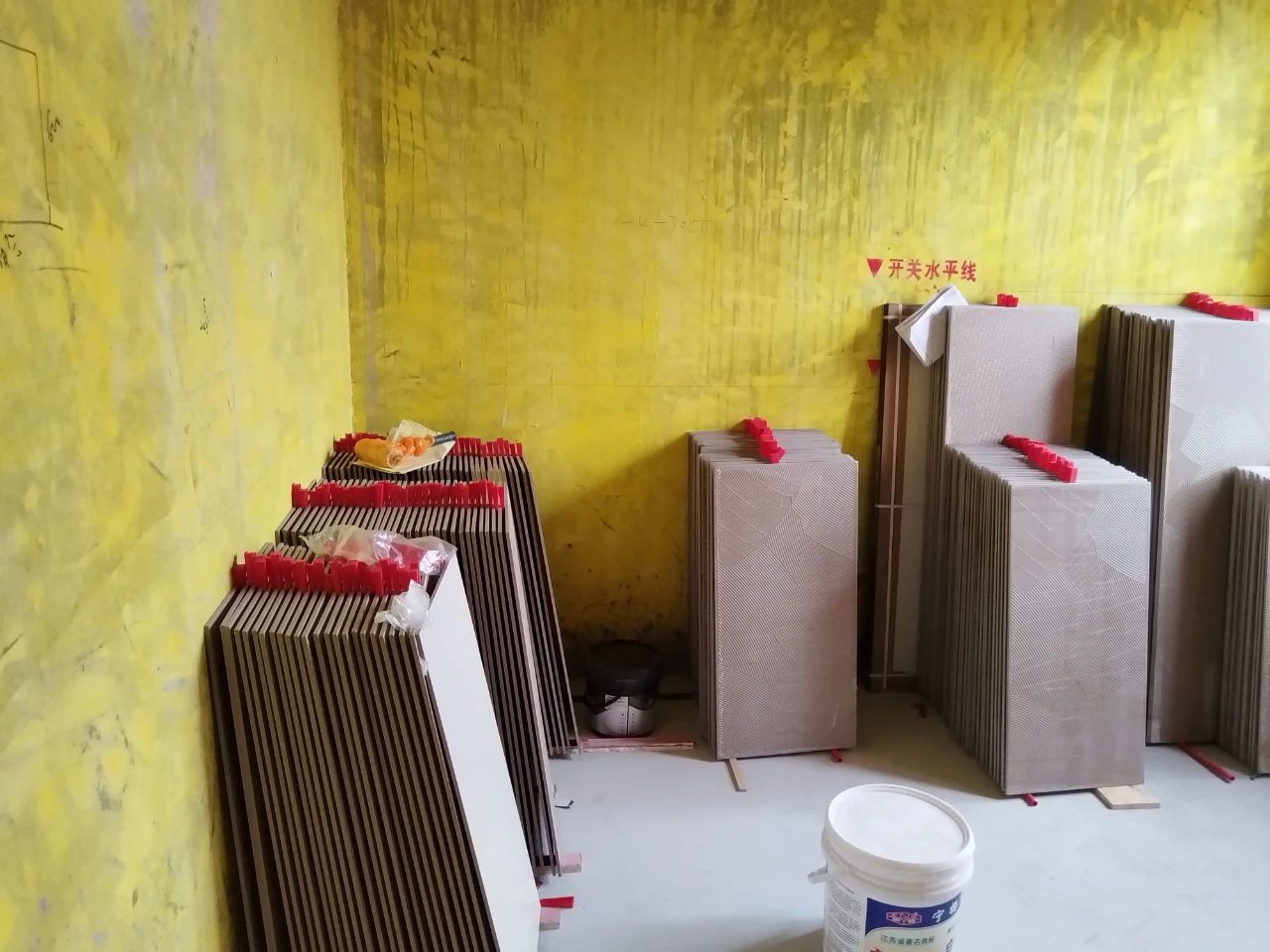 南京红牛装饰:工地巡检不松懈,严苛落实每一步! 南京红牛装饰:工地巡检不松懈,严苛落实每一步!