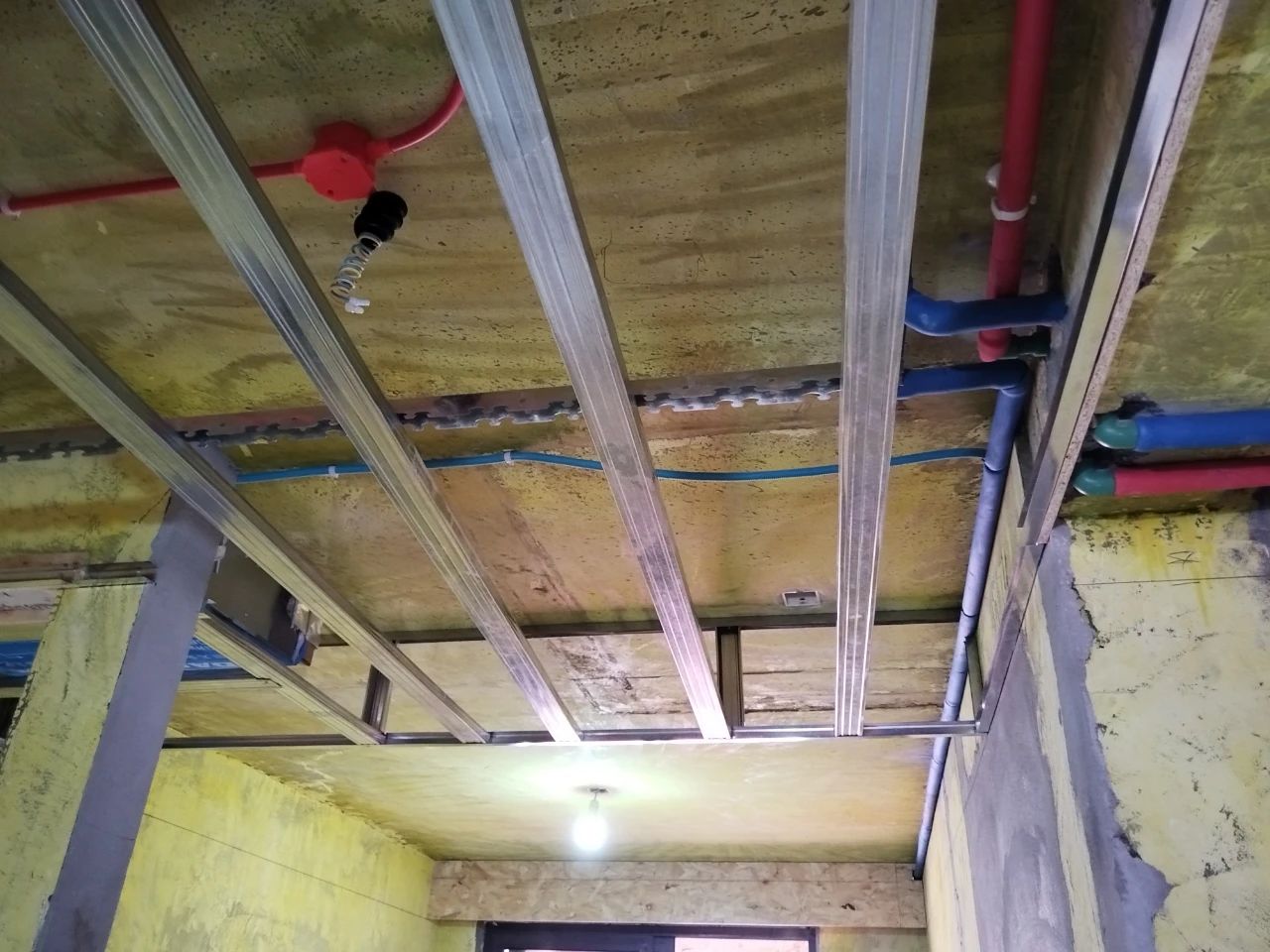 南京红牛装饰:工地巡检不松懈,严苛落实每一步! 南京红牛装饰:工地巡检不松懈,严苛落实每一步!