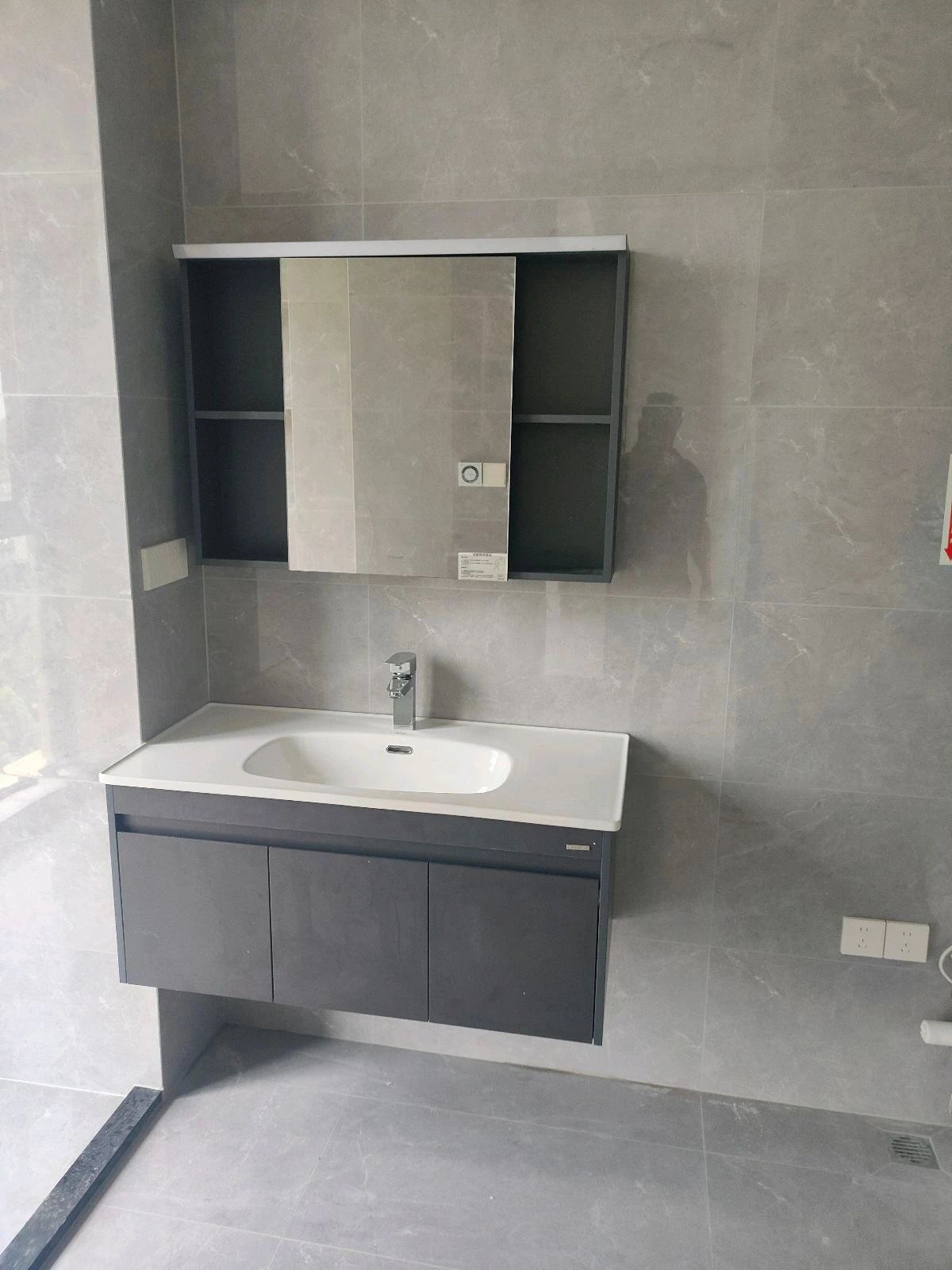 南京红牛装饰:工地巡检不松懈,严苛落实每一步! 南京红牛装饰:工地巡检不松懈,严苛落实每一步!