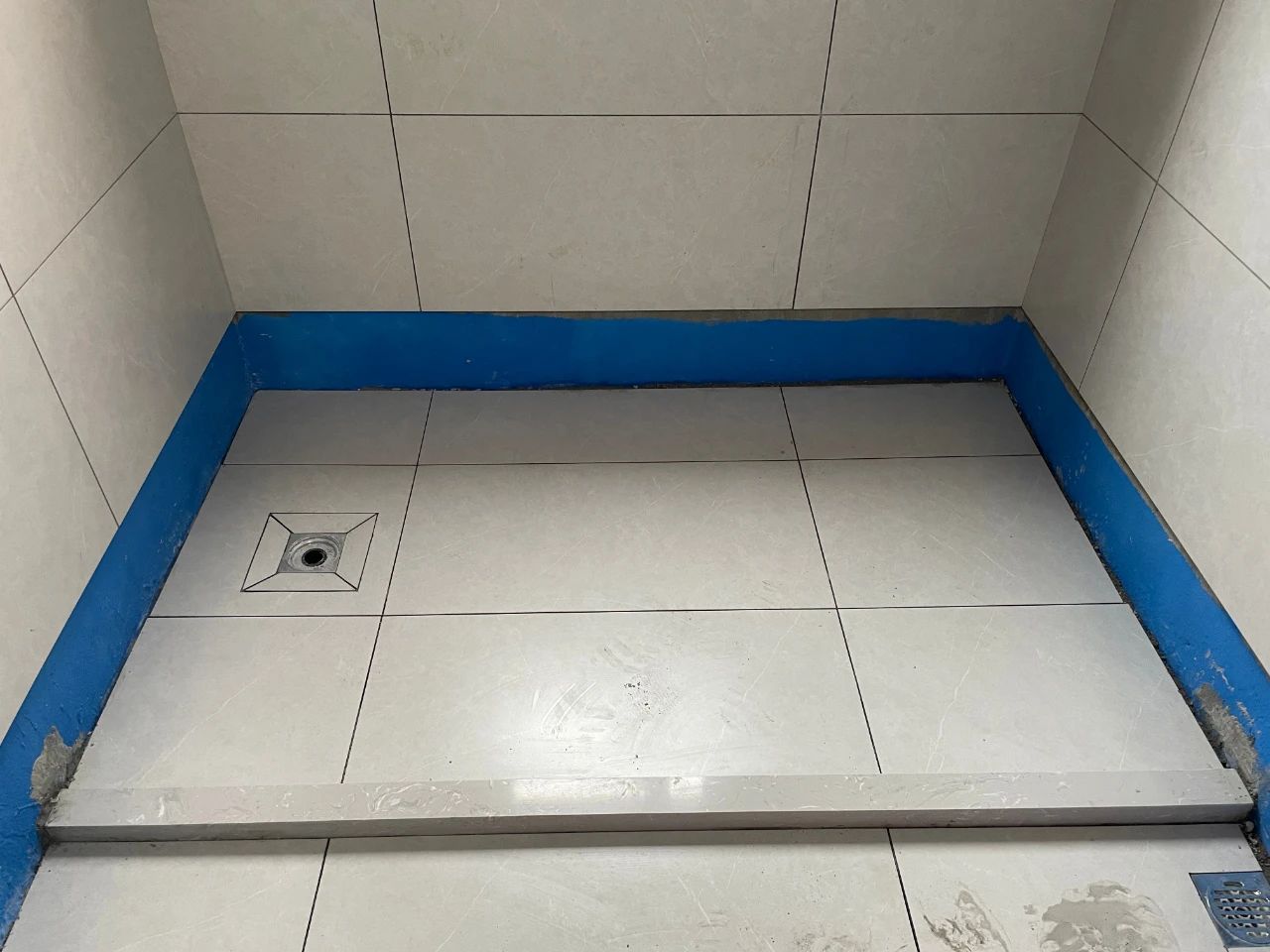 南京红牛装饰：工地巡检步履不停，将品质追求进行到底！