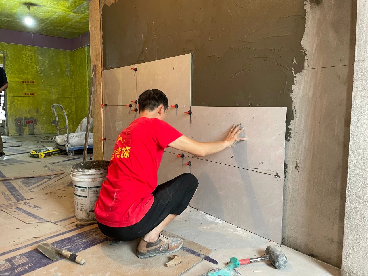 工地巡检：双节同庆，品质同行，严把每一道工序，用心守护梦想家！12