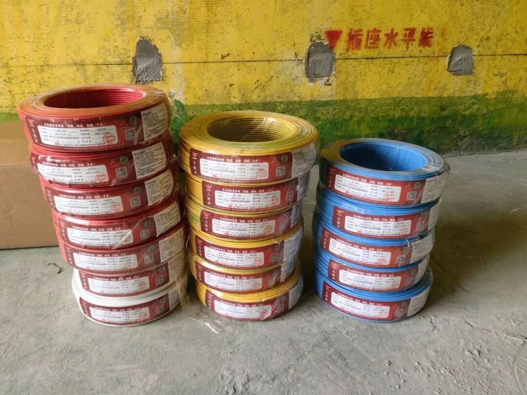 南京红牛装饰工地巡检记：藏在墙里的工艺与标准，必须严格把关！