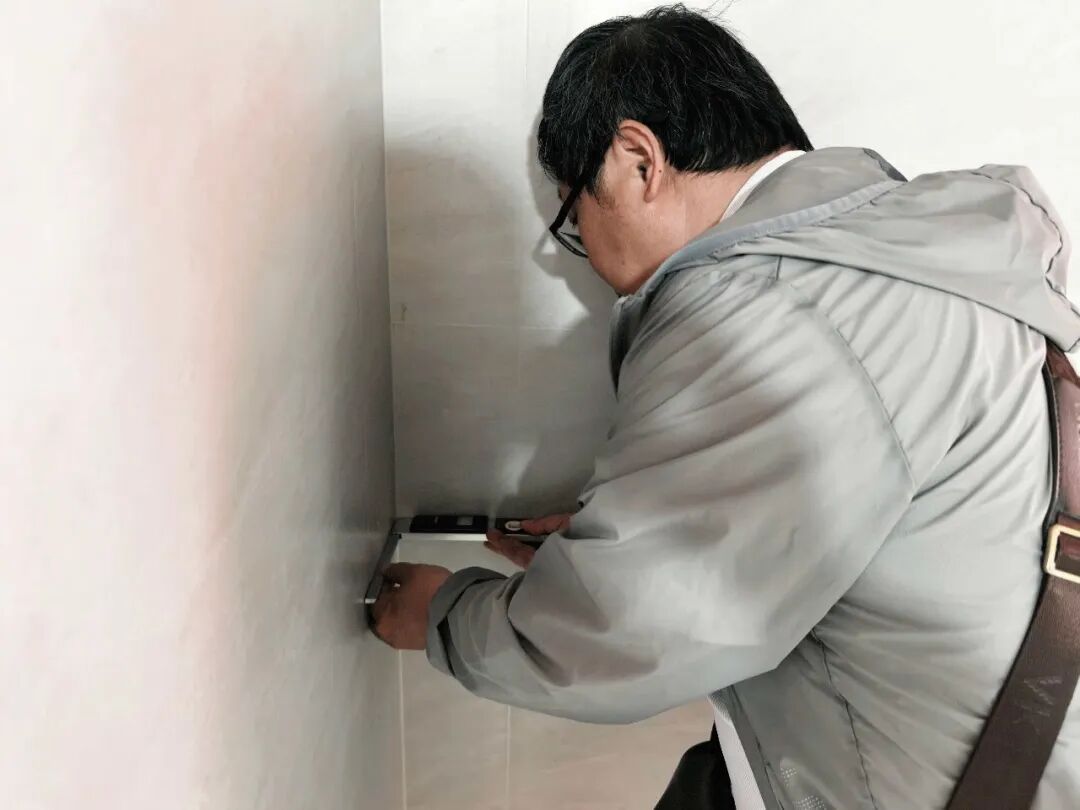 南京红牛装饰工地巡检记：好工地，不怕看；高品质，经得起突击！