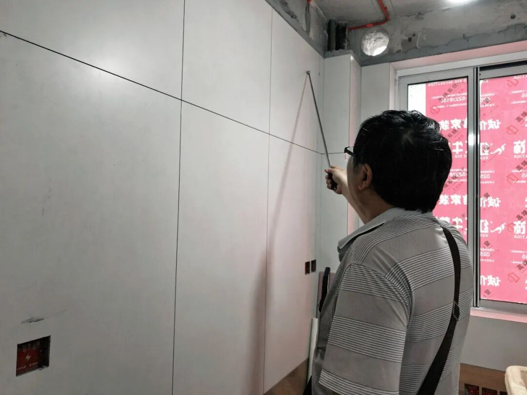 南京红牛装饰：为什么要“突击巡检”？因为有底气，高品质从不怕突然袭击