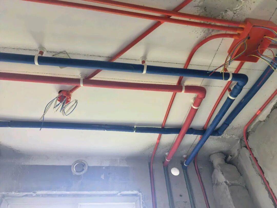 直击南京红牛装饰施工现场｜这水电走线，治愈强迫症！